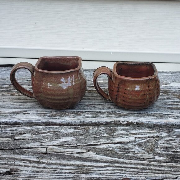 Vintage handmade stamped studio pottery mugs - Picture 2 of 6
